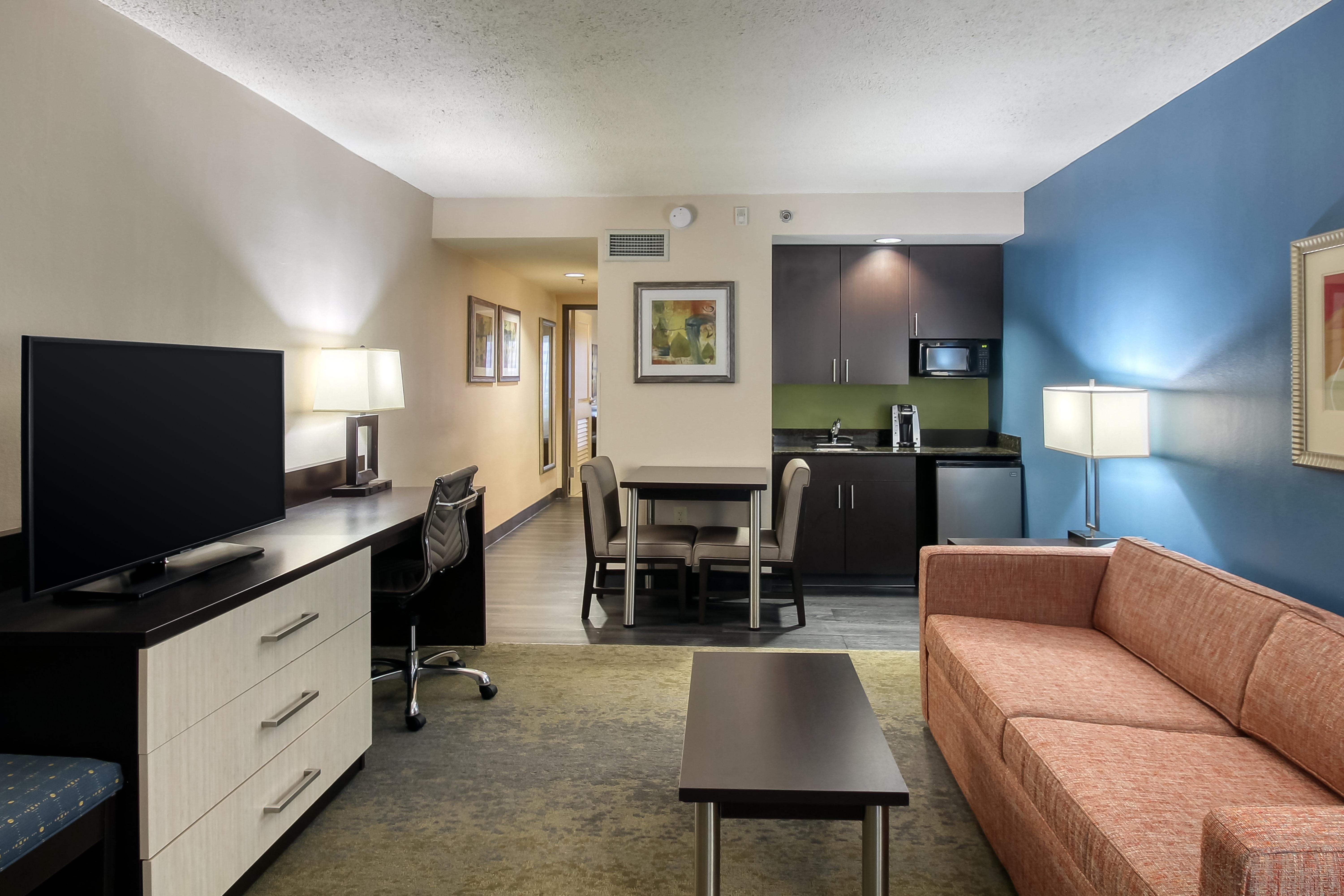Holiday Inn & Suites Atlanta Airport North, An Ihg Hotel Exteriör bild